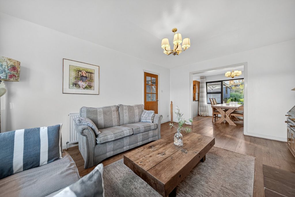 Property photo 3 of 18 Picture No. 04