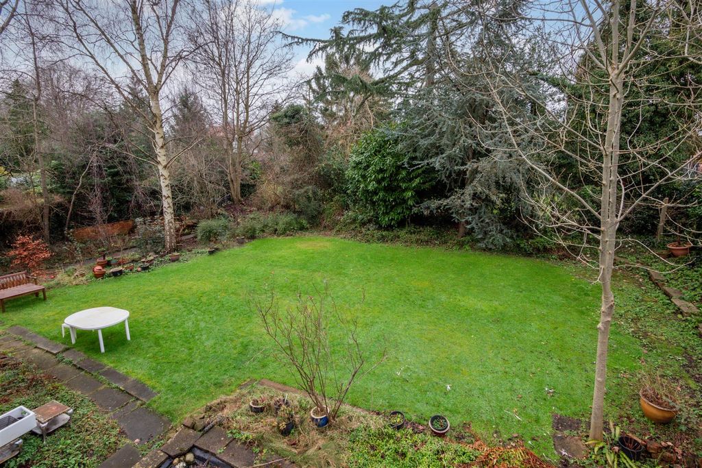 Property photo 3 of 34 Image 3