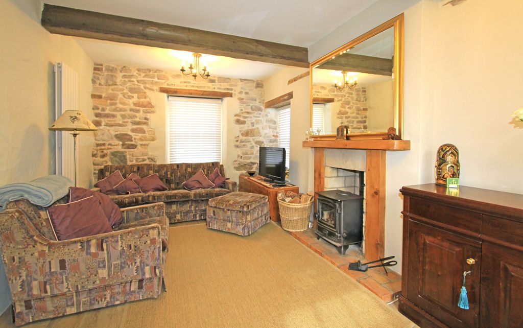 Property photo 2 of 12