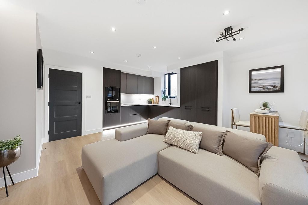 Property photo 2 of 15 Img_0889.Jpg