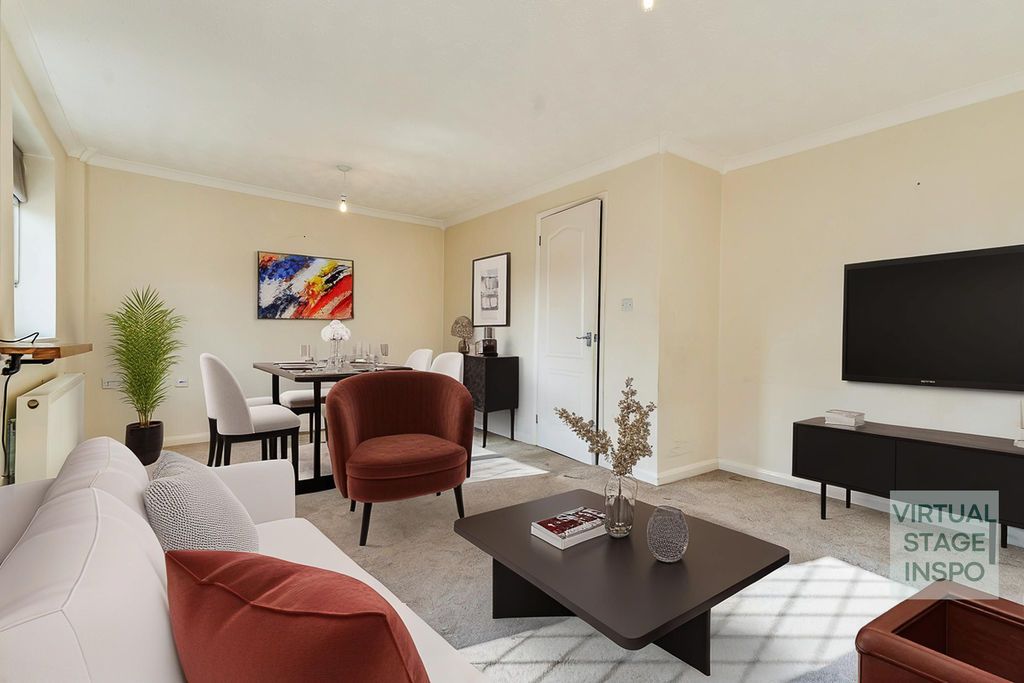 Property photo 2 of 25 Photo 11