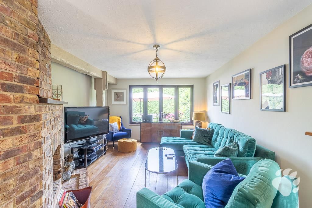 Property photo 2 of 40 Lounge