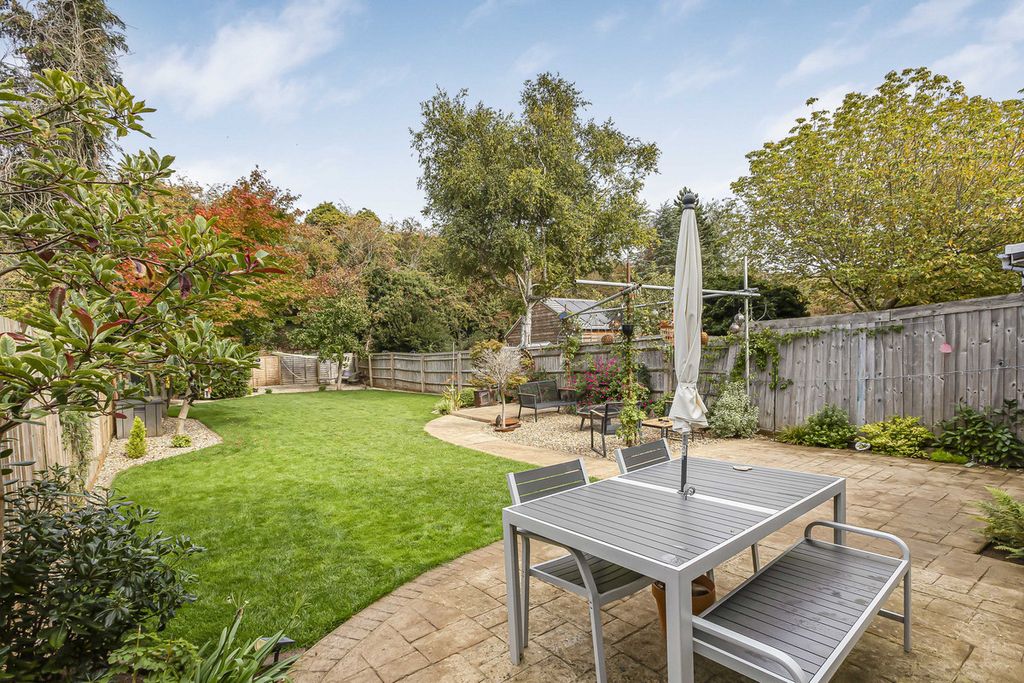 Property photo 1 of 39
