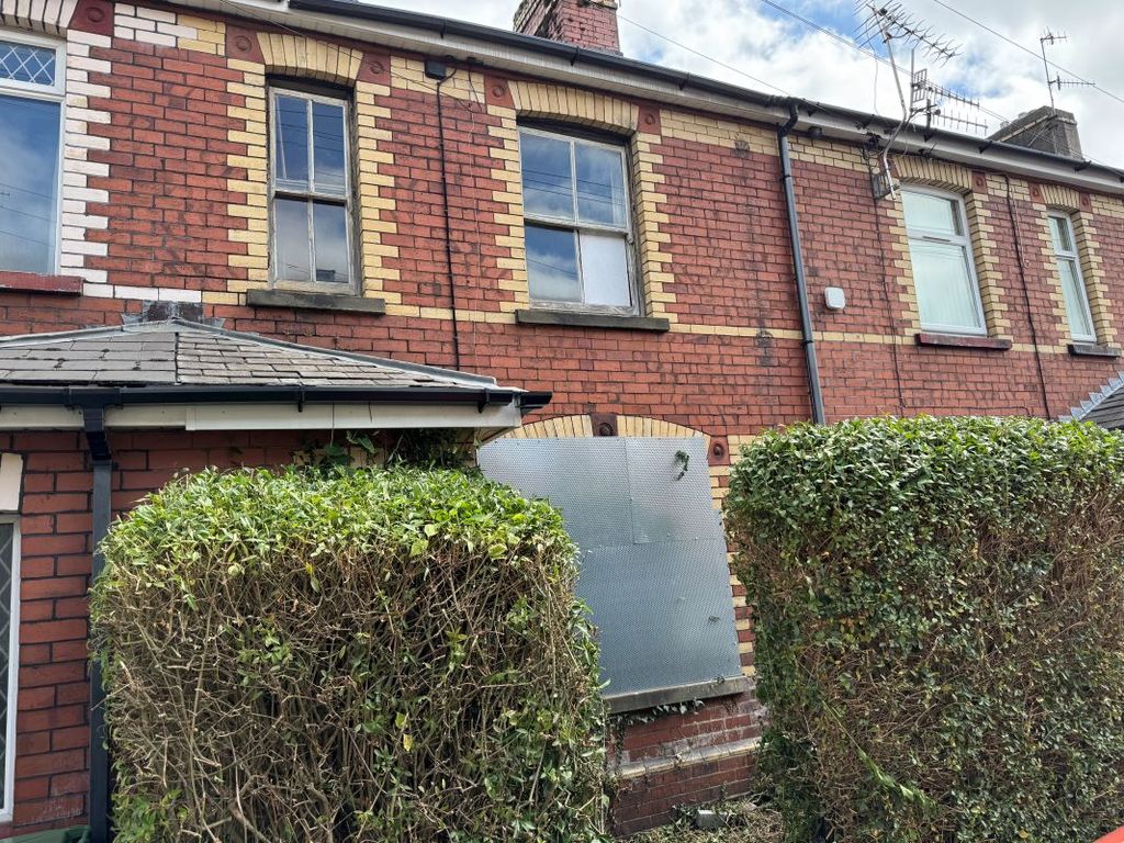 Property photo 3 of 26