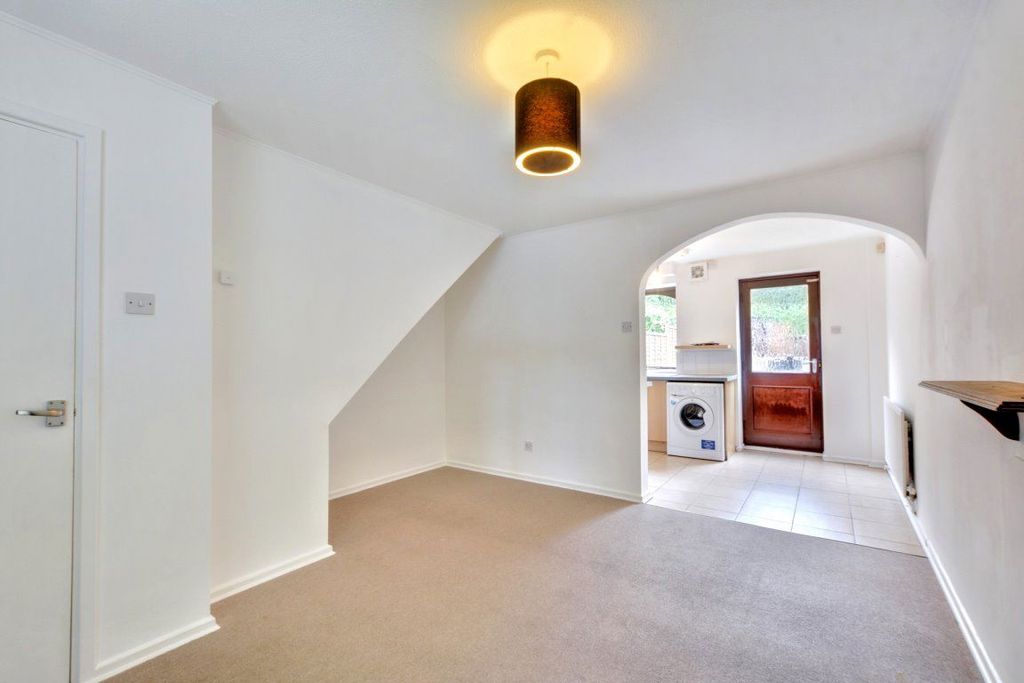 Property photo 3 of 7