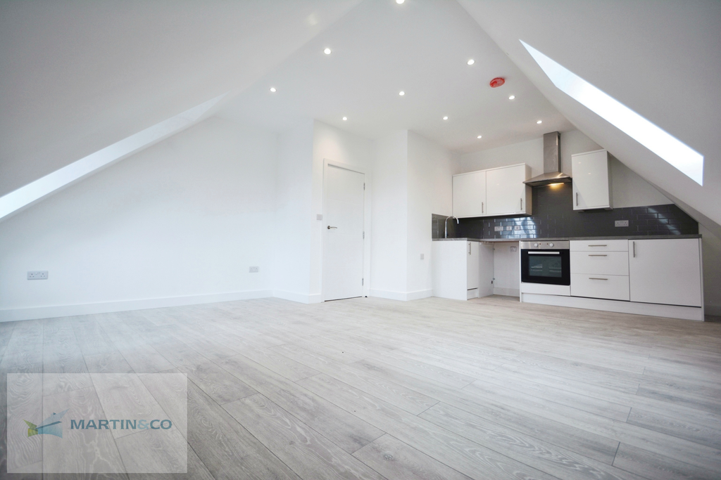 Property photo 2 of 7 c544A3Ef-3