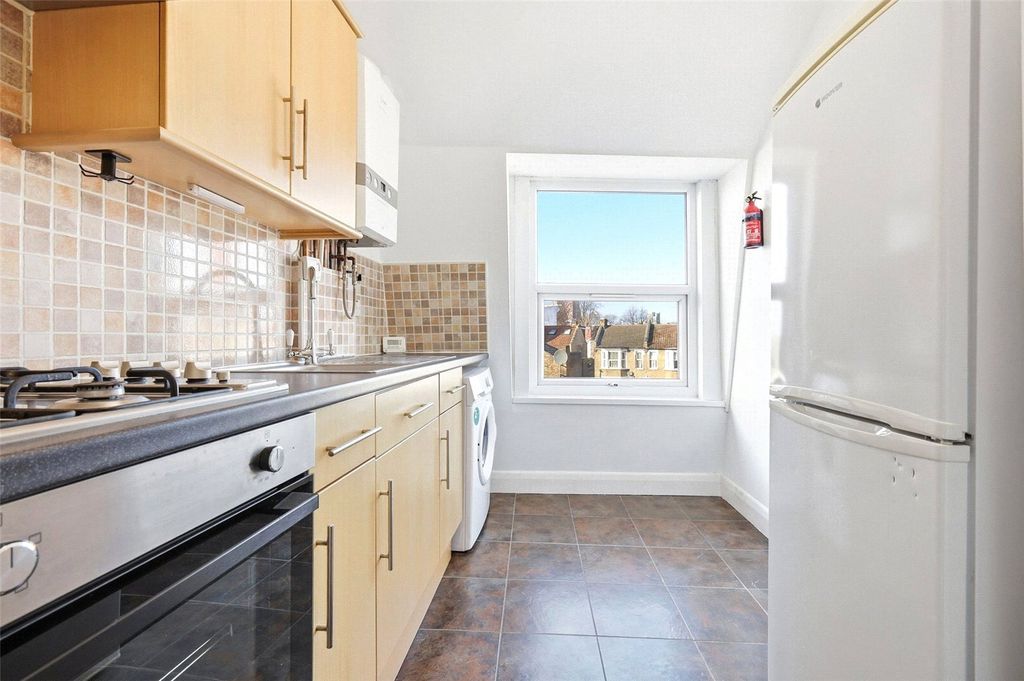 Property photo 2 of 7 Picture No. 01