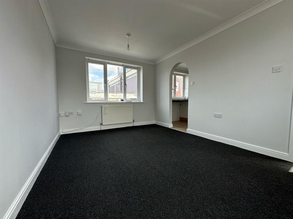 Property photo 2 of 7 Img-20250416-Wa0014.Jpg