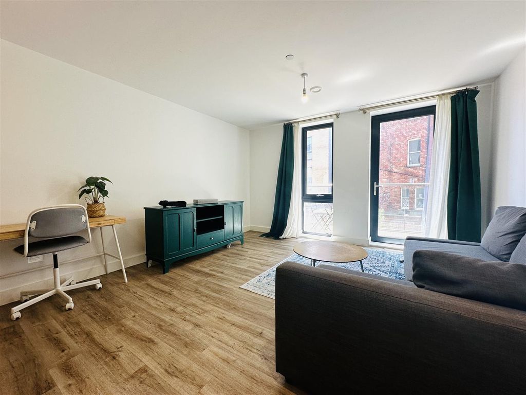 Property photo 3 of 15 Img_2009.Jpeg