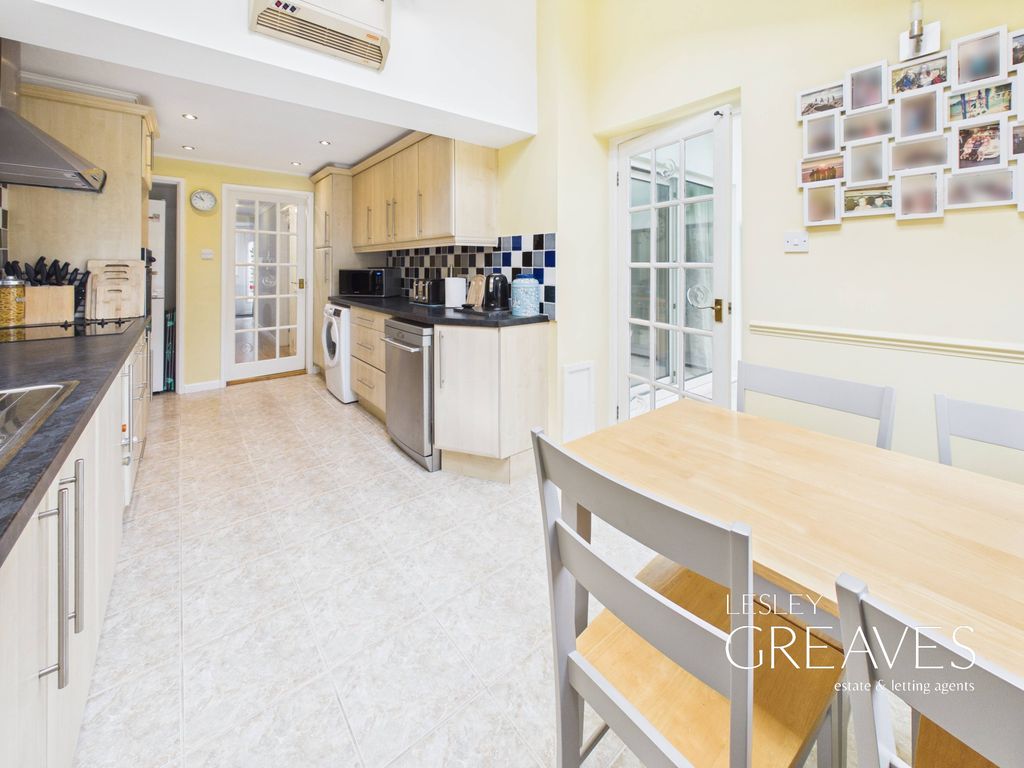 Property photo 3 of 20 Kitchen/Diner