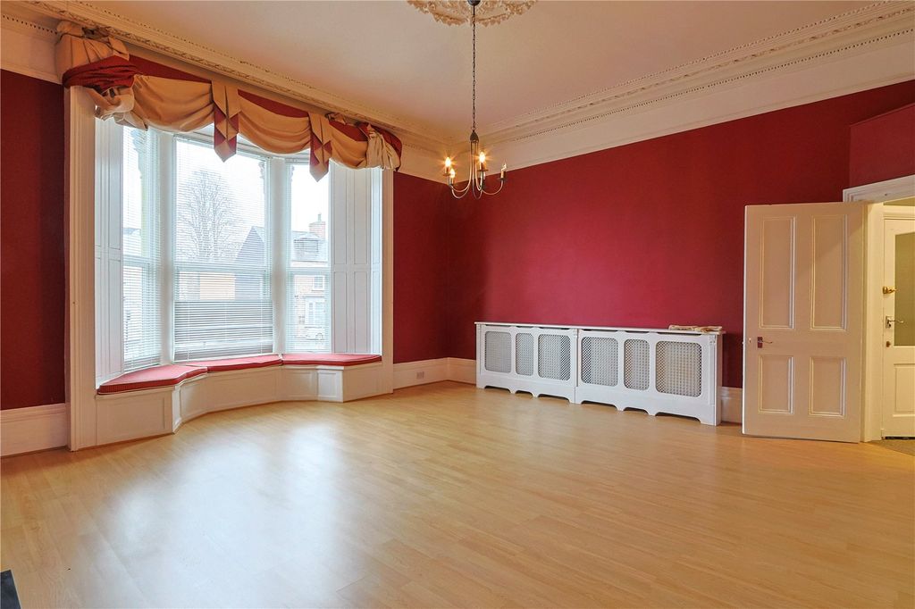 Property photo 3 of 17 Living Room 02