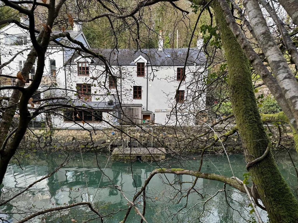 Property photo 1 of 33 Main Picture