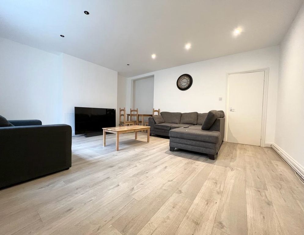 Property photo 1 of 10 Photo 1