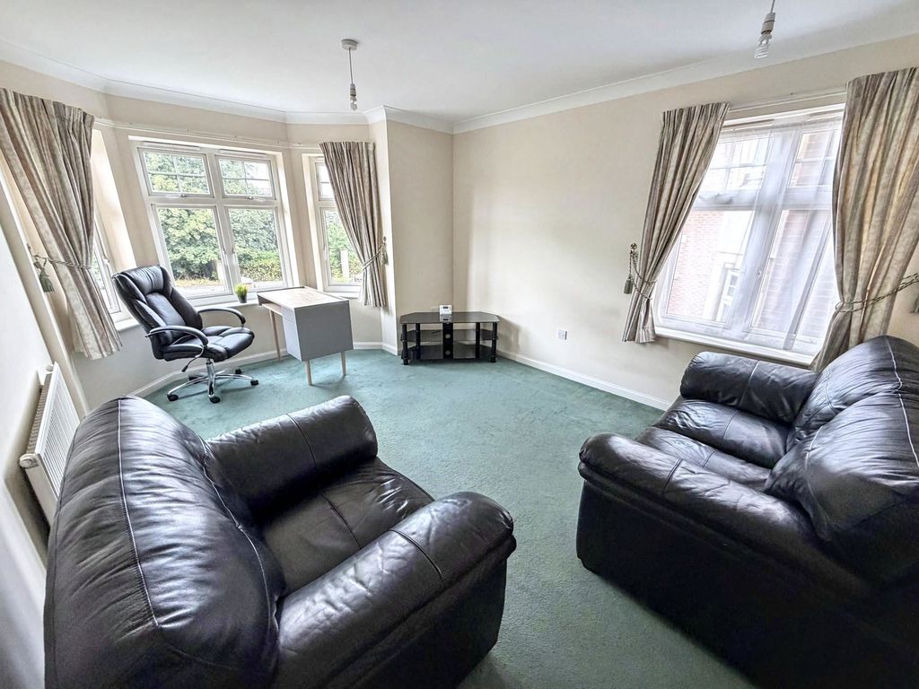 Property photo 2 of 5