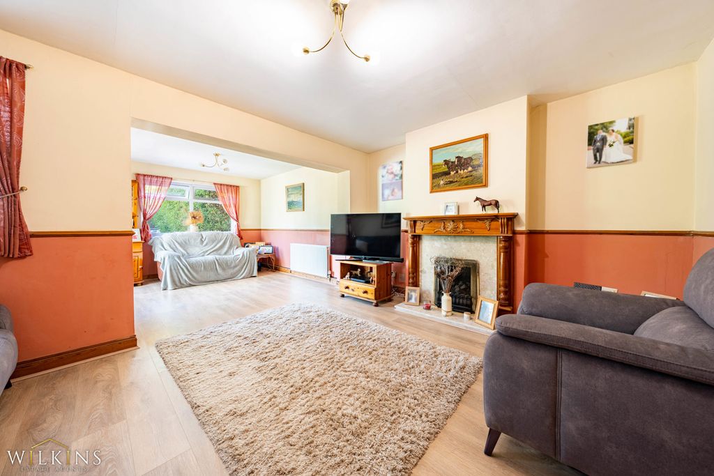 Property photo 3 of 35 Photograph