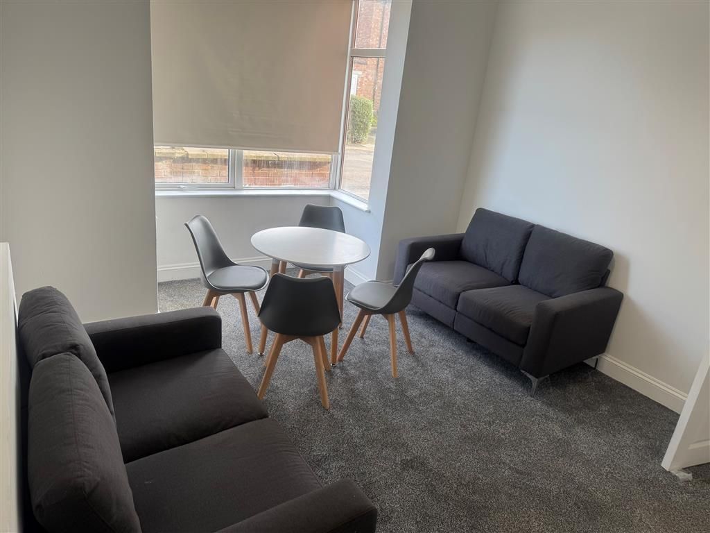 Property photo 3 of 8 Living Room