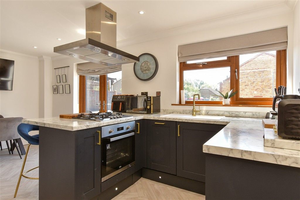 Property photo 1 of 12 Kitchen/ Diner