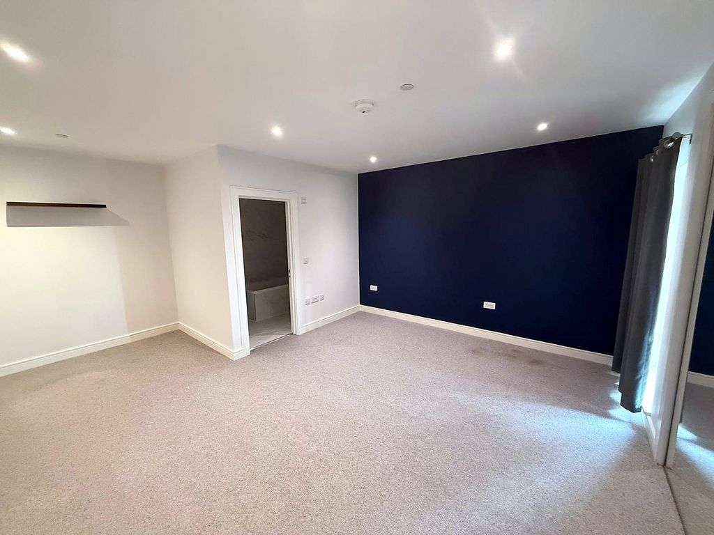 Property photo 3 of 9 Picture No. 02