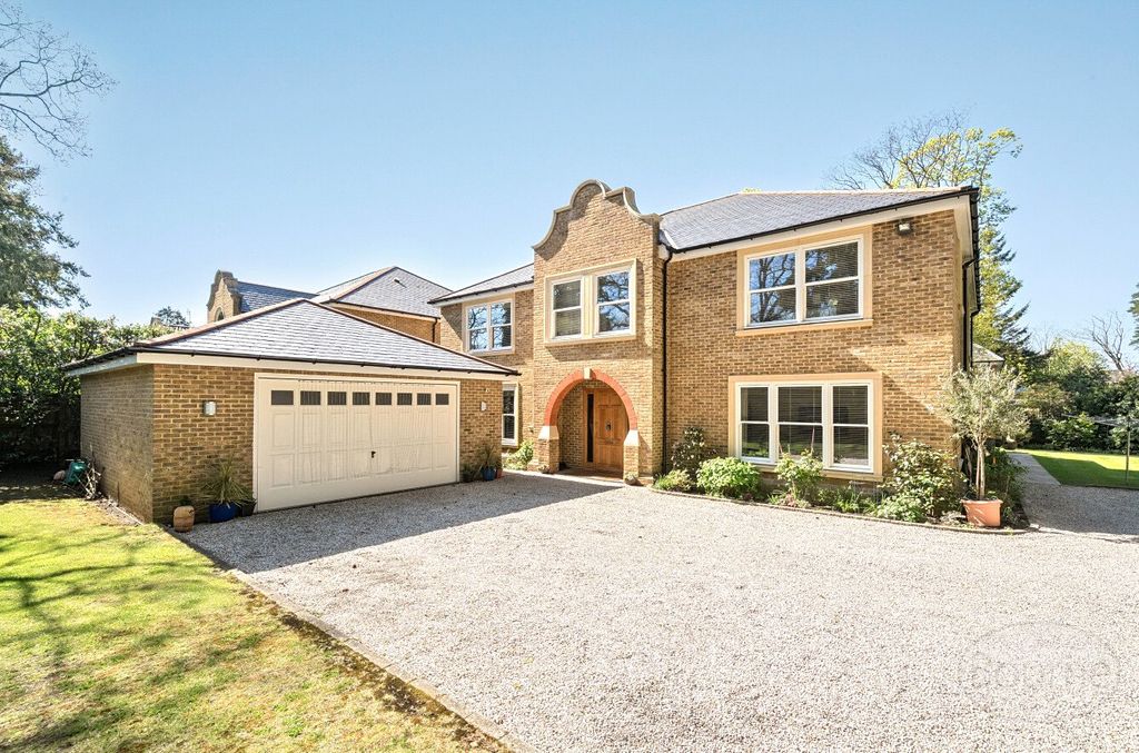 Property photo 1 of 27 Picture No. 63