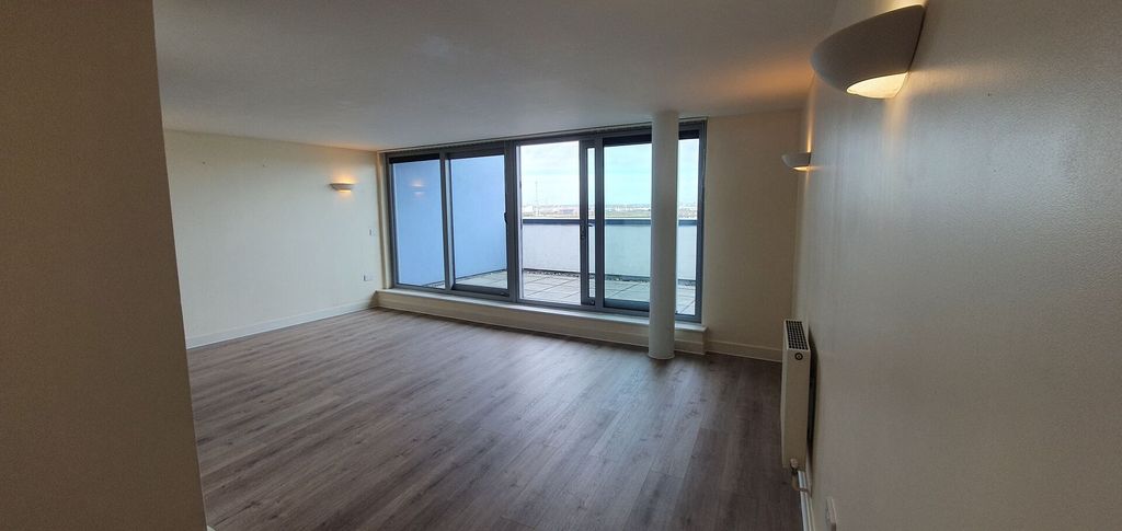 Property photo 3 of 15 Photo 9