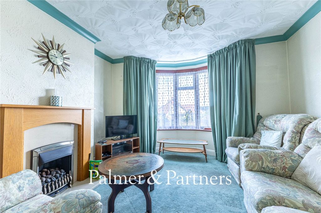 Property photo 2 of 17 Picture No. 02