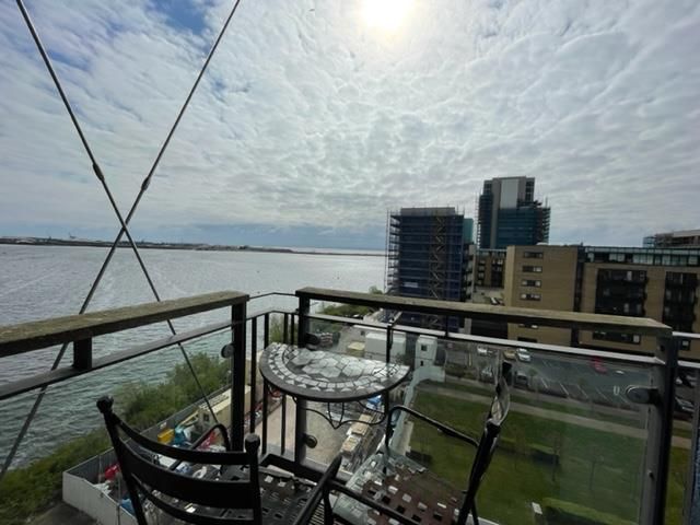 Property photo 1 of 10 Balcony