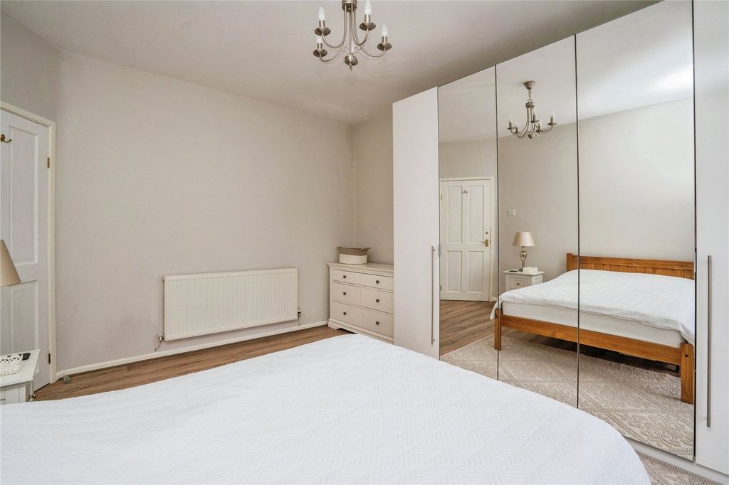 Property photo 3 of 14 Picture No. 08