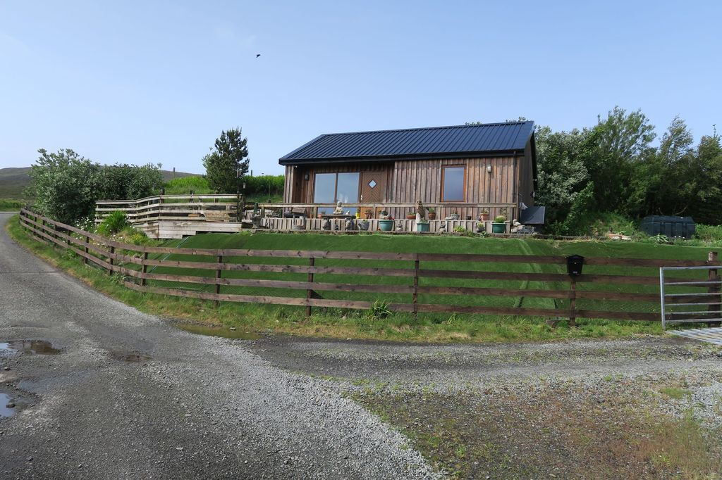 Property photo 1 of 19