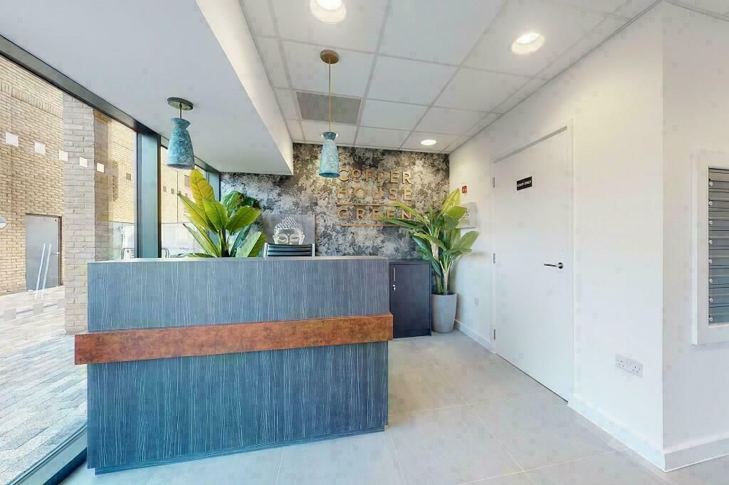 Property photo 3 of 18 Concierge