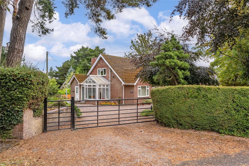 Property photo 2 of 44 Picture No. 08