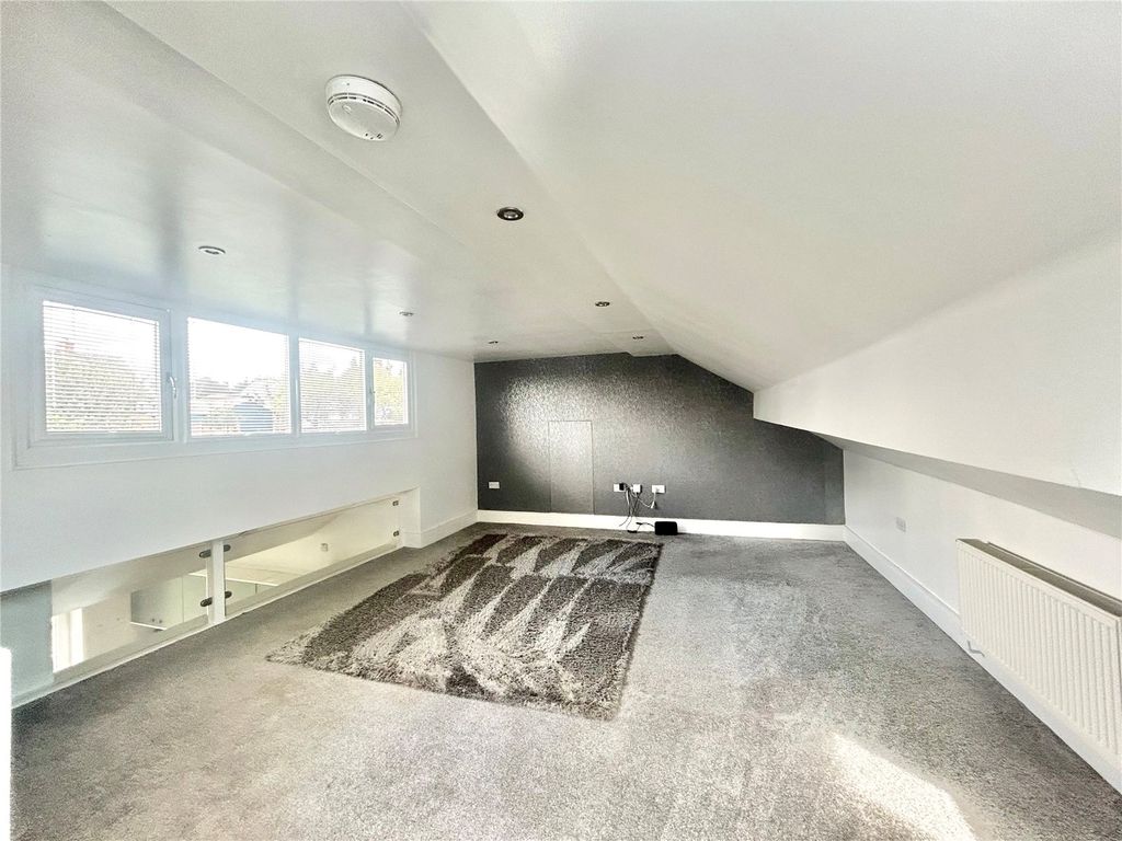 Property photo 3 of 13 Living Room