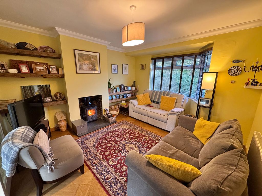 Property photo 3 of 13