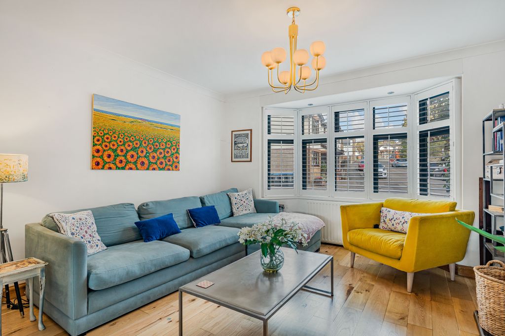 Property photo 3 of 30 Kingsland Road