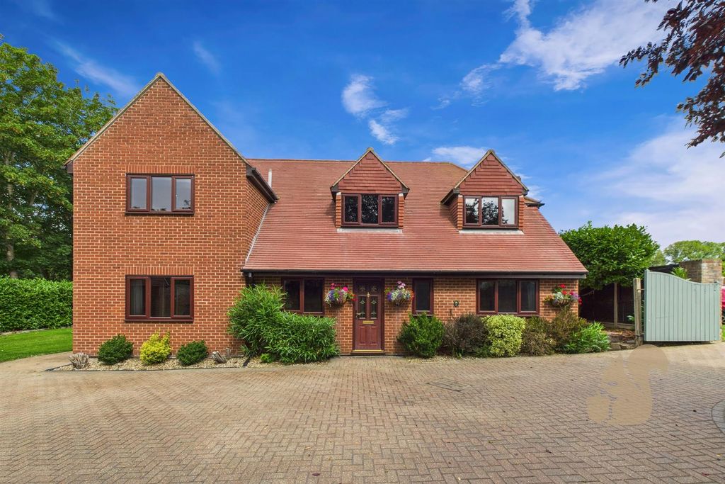 Property photo 1 of 37 Cam03877G0-Pr0238-Still003.Jpg