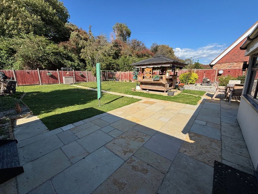 Property photo 2 of 24