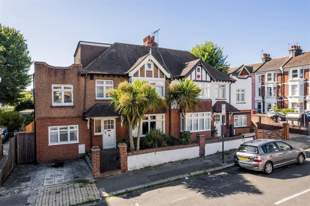 Property photo 1 of 26 1 Palmeira Place-1.Jpg