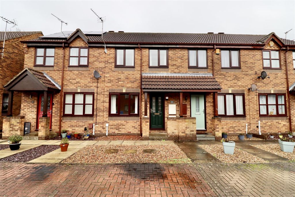 Property photo 1 of 8