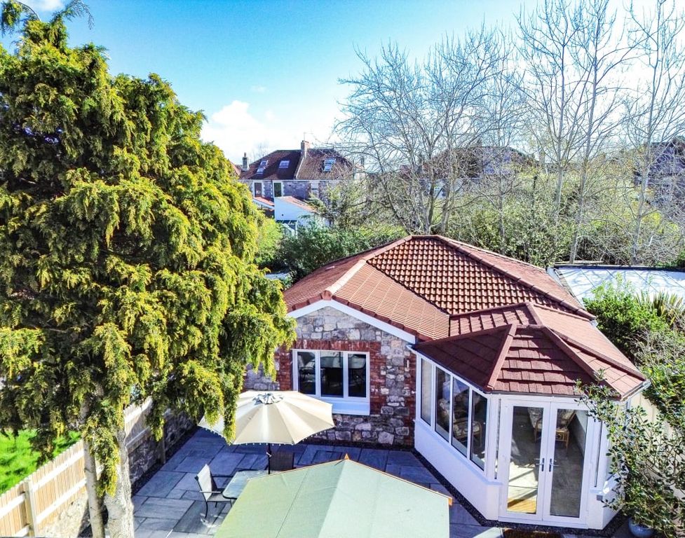 Property photo 3 of 56