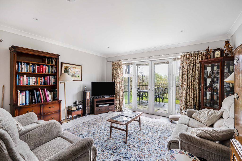 Property photo 3 of 15