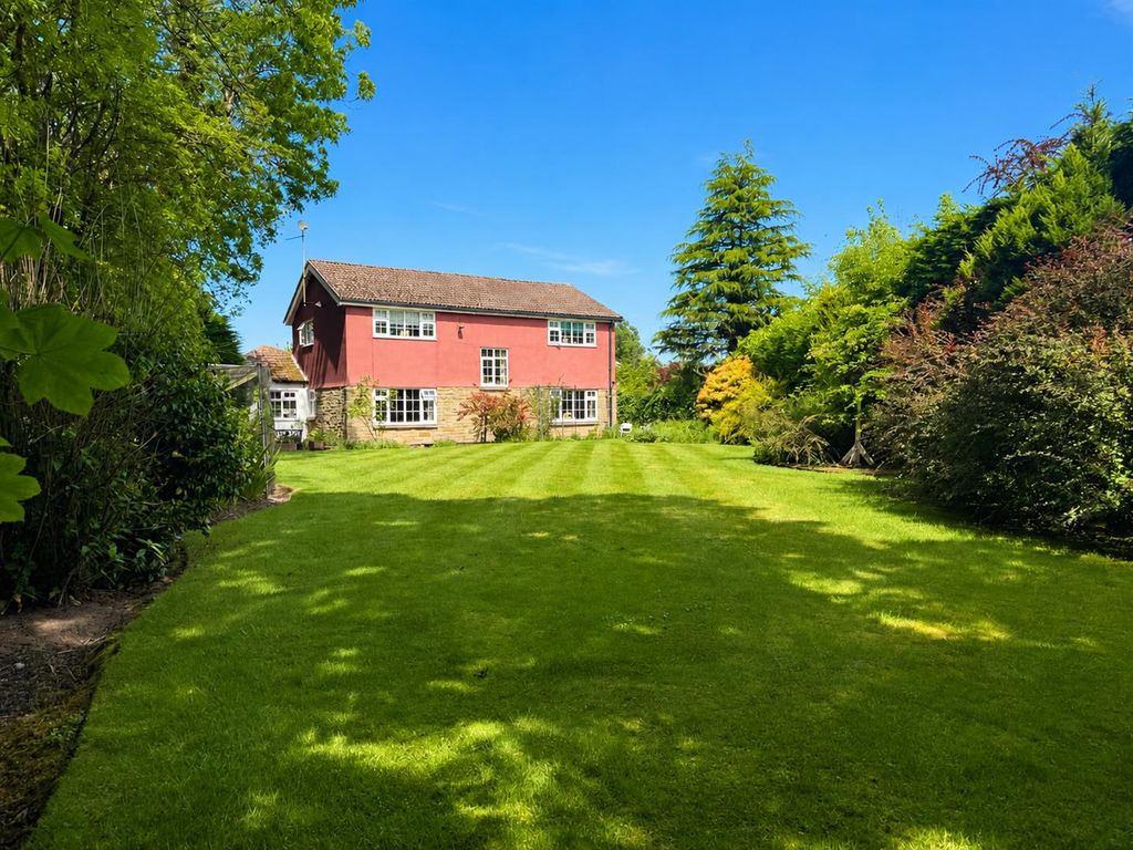 Property photo 2 of 67