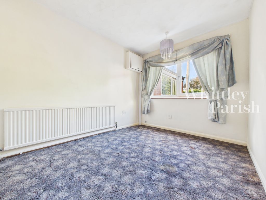 Property photo 3 of 17 Cam04332G0-Pr0919-Still009