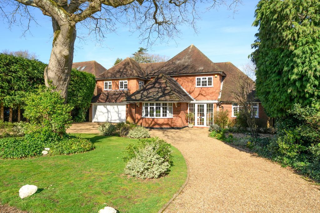 Property photo 1 of 22