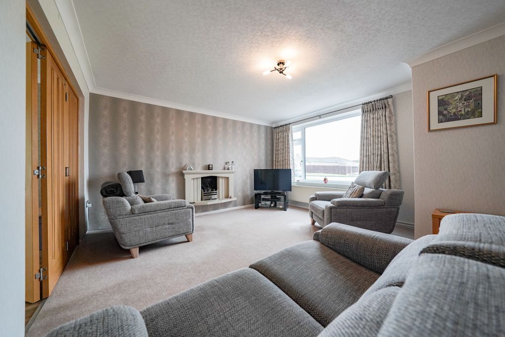 Property photo 2 of 36 Dsc05435