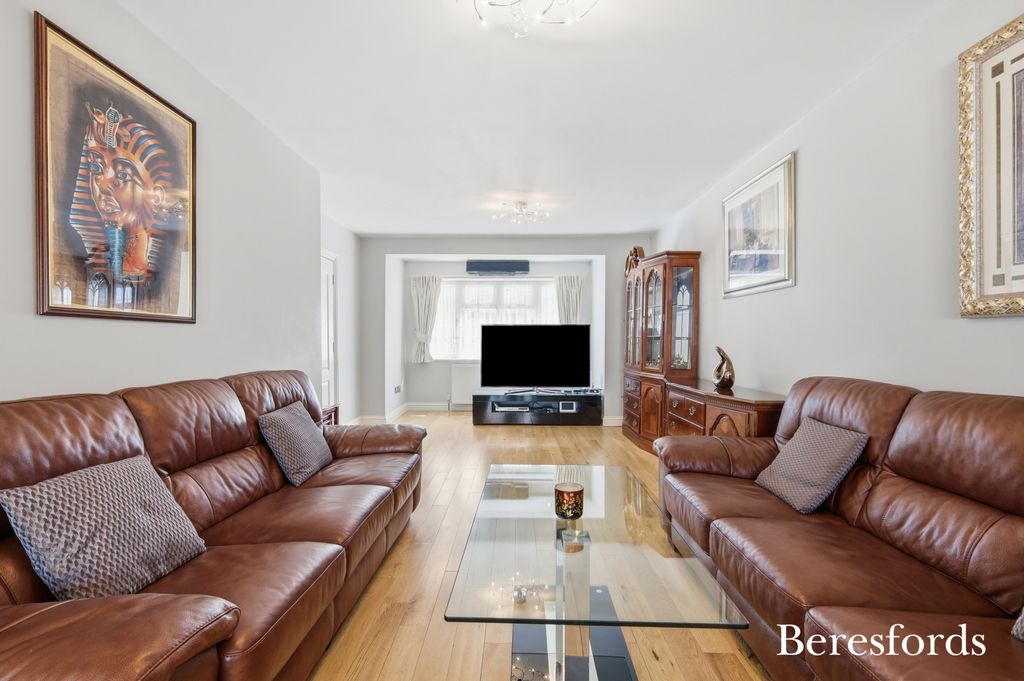 Property photo 2 of 30 Picture No. 08