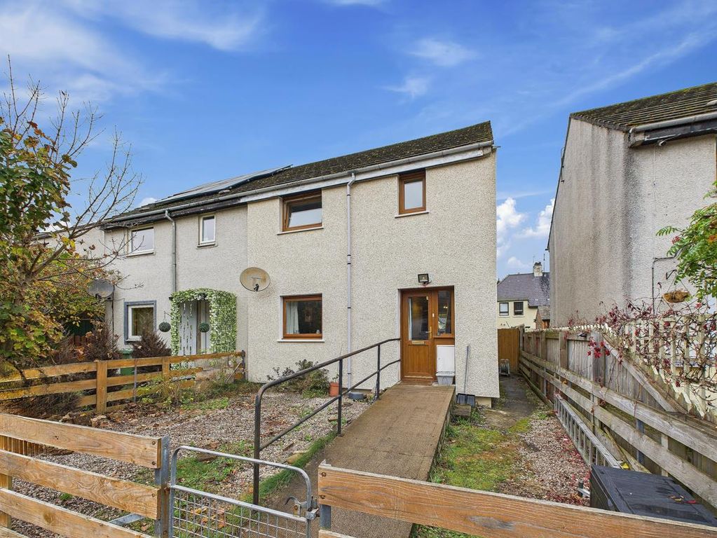 Property photo 1 of 20 Front Main