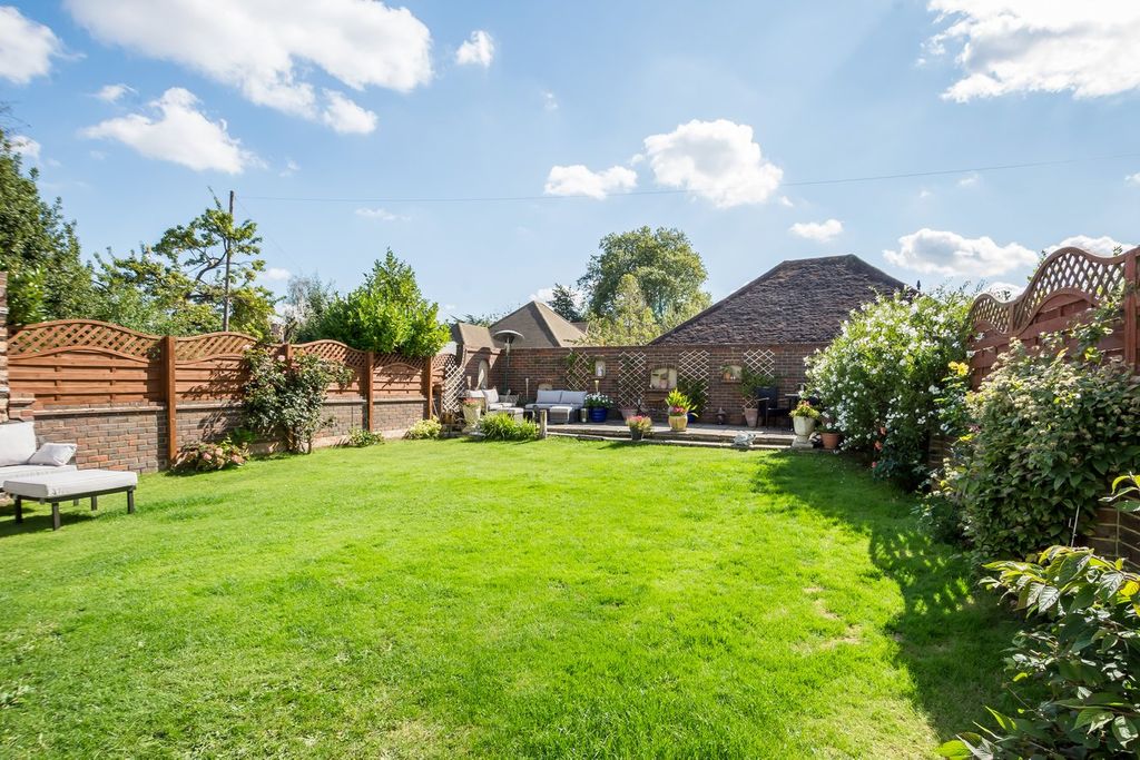 Property photo 3 of 14