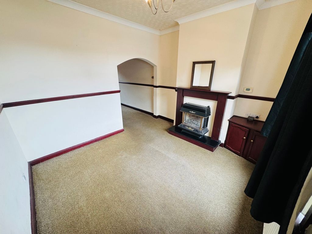 Property photo 2 of 12 Photograph