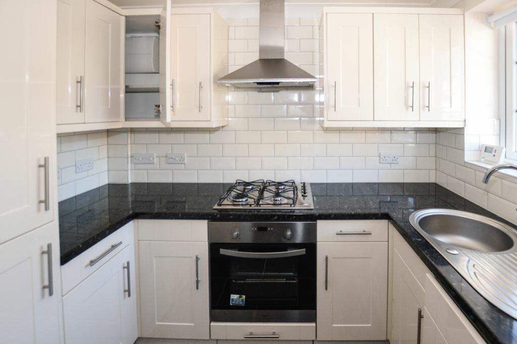 Property photo 3 of 7 3