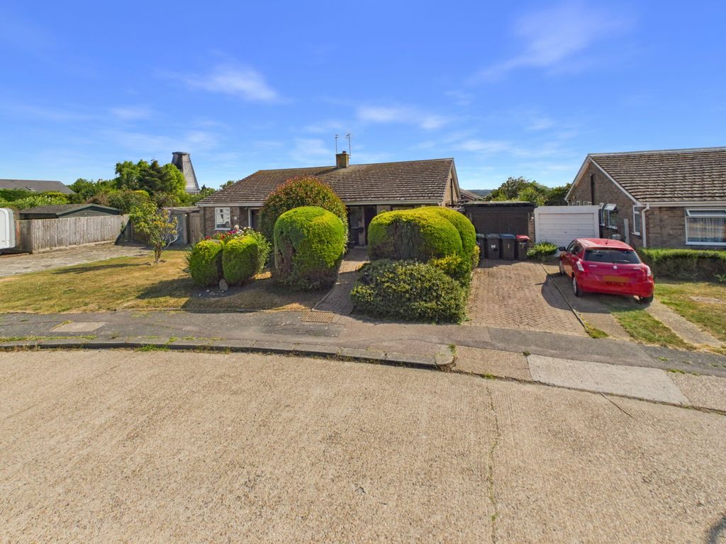 Property photo 2 of 17