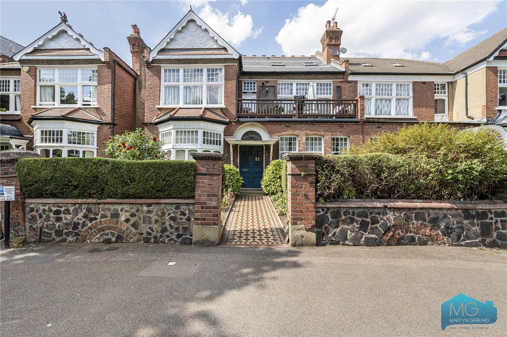 Property photo 1 of 29 Picture No. 35